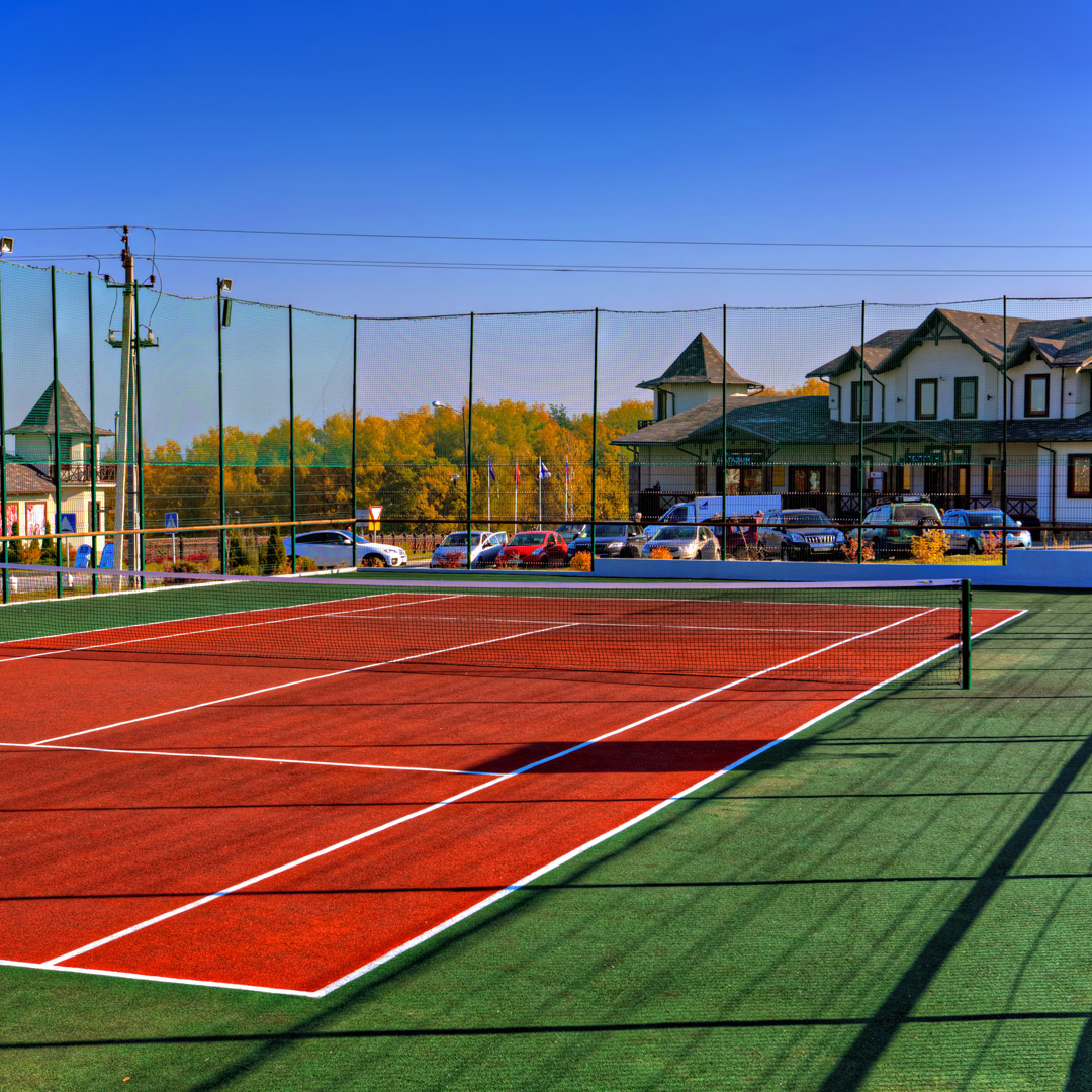 Теннисный корт